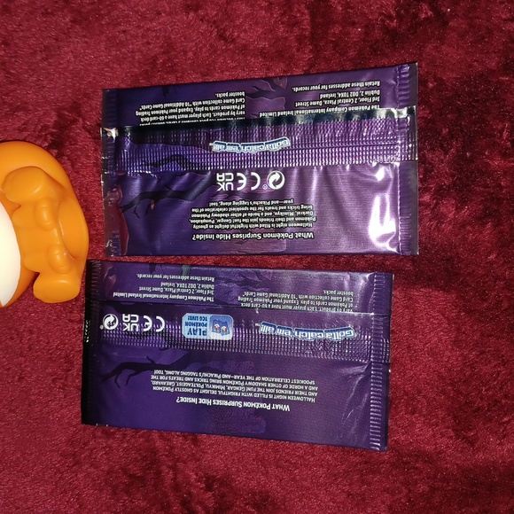 🆕️ Pokémon 2022 and 2023 Halloween Booster Packs - Picture 4 of 5